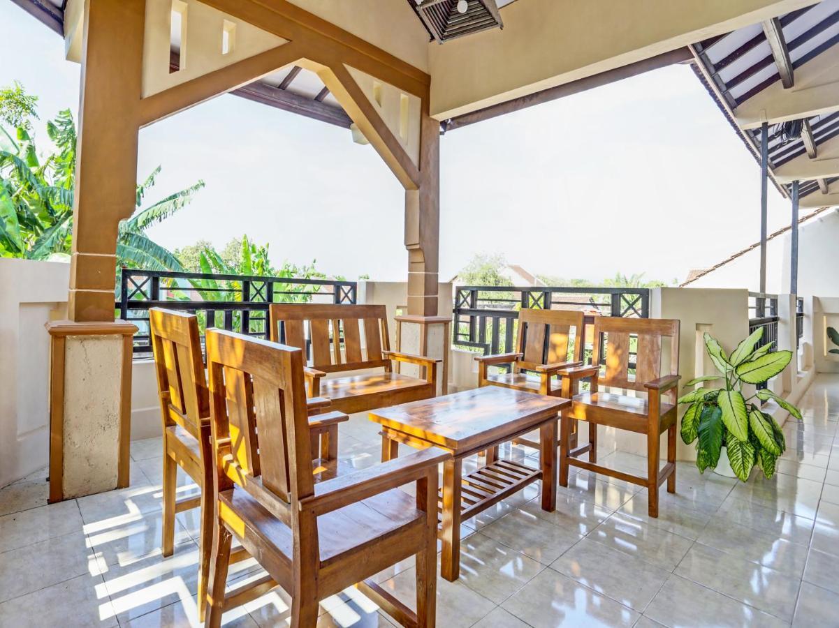 Oyo 91261 Cita Suraya Homestay Banyuwangi  Esterno foto