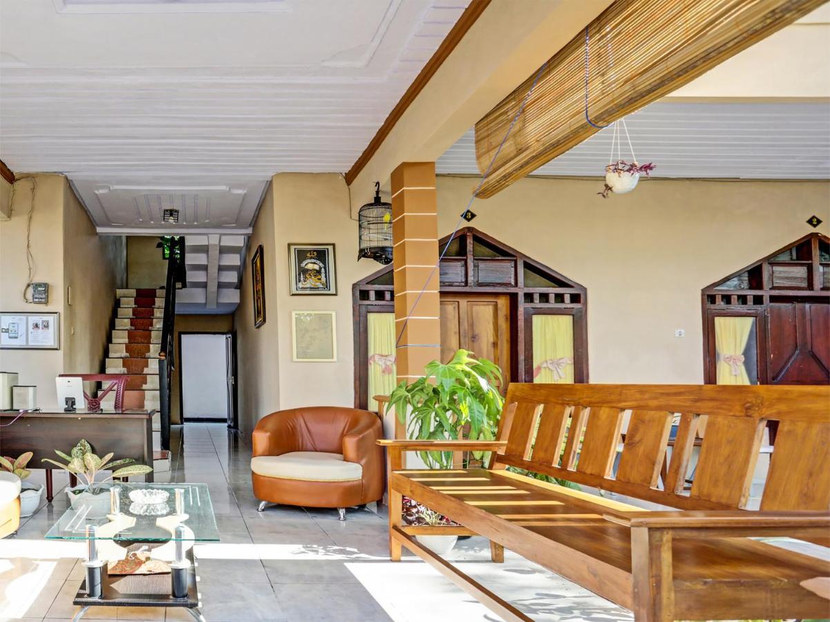 Oyo 91261 Cita Suraya Homestay Banyuwangi  Esterno foto