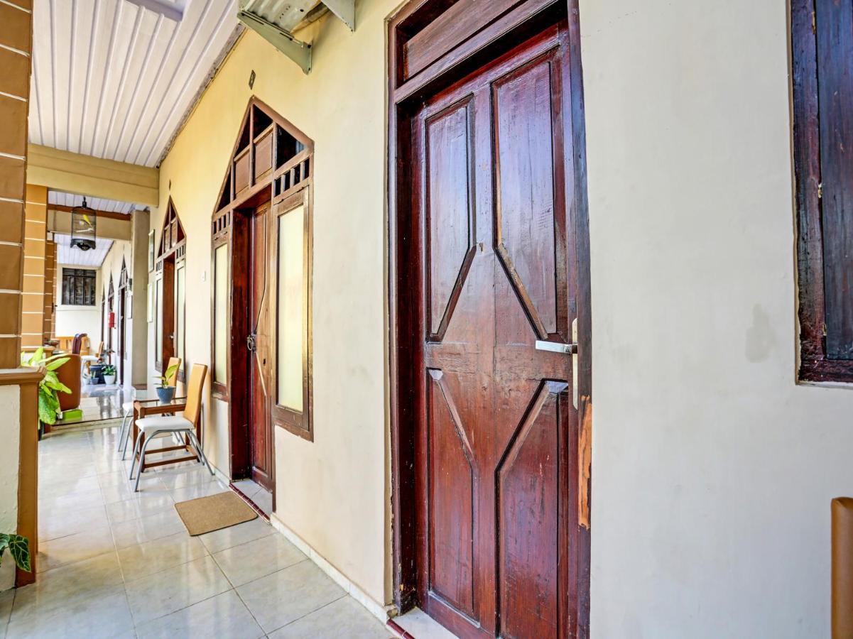 Oyo 91261 Cita Suraya Homestay Banyuwangi  Esterno foto