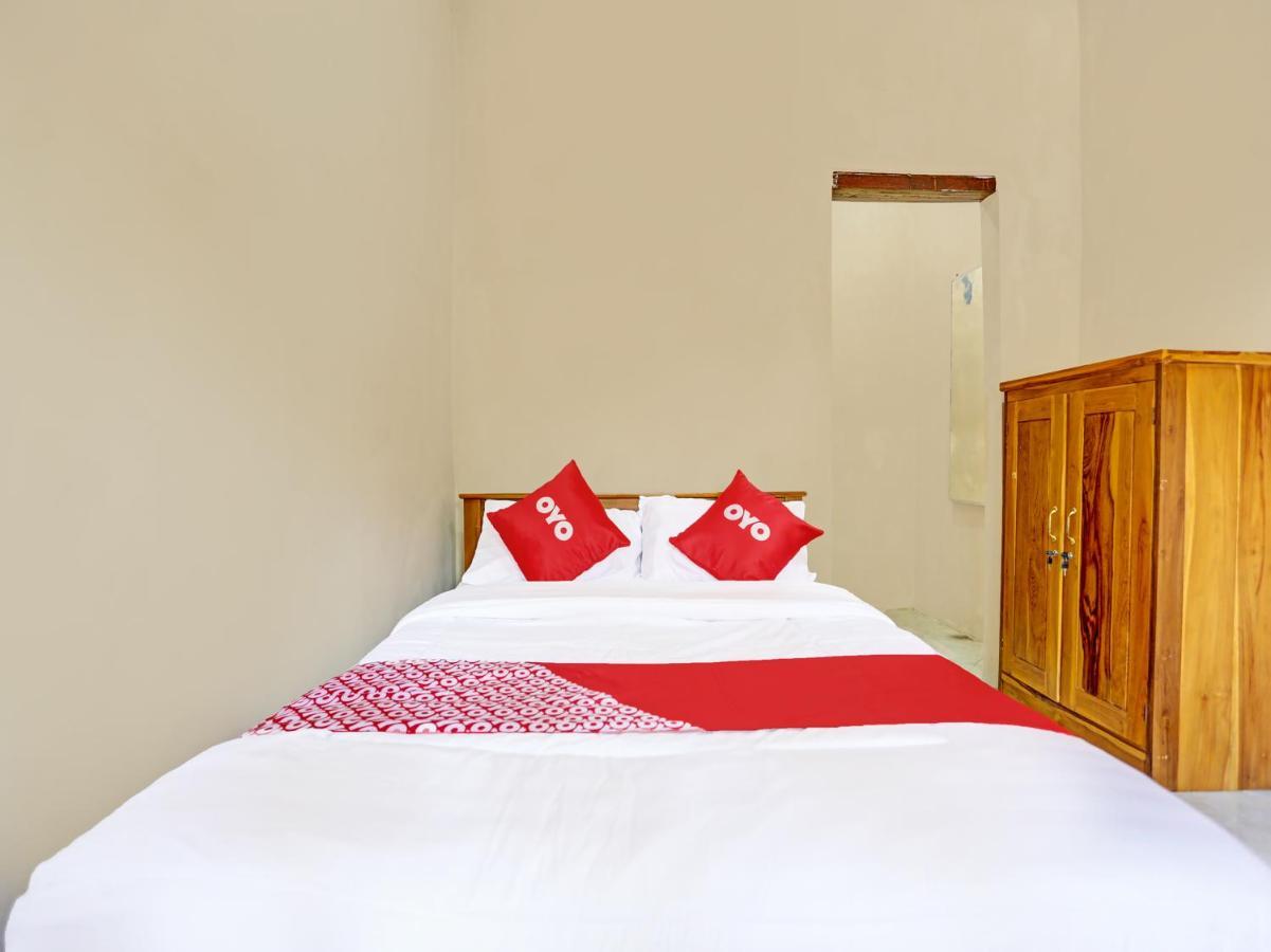 Oyo 91261 Cita Suraya Homestay Banyuwangi  Esterno foto