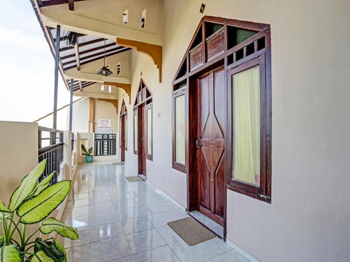 Oyo 91261 Cita Suraya Homestay Banyuwangi  Esterno foto