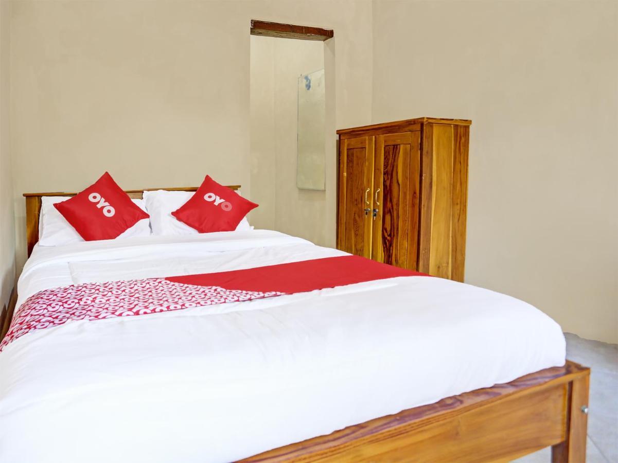 Oyo 91261 Cita Suraya Homestay Banyuwangi  Esterno foto