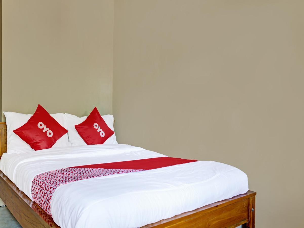 Oyo 91261 Cita Suraya Homestay Banyuwangi  Esterno foto