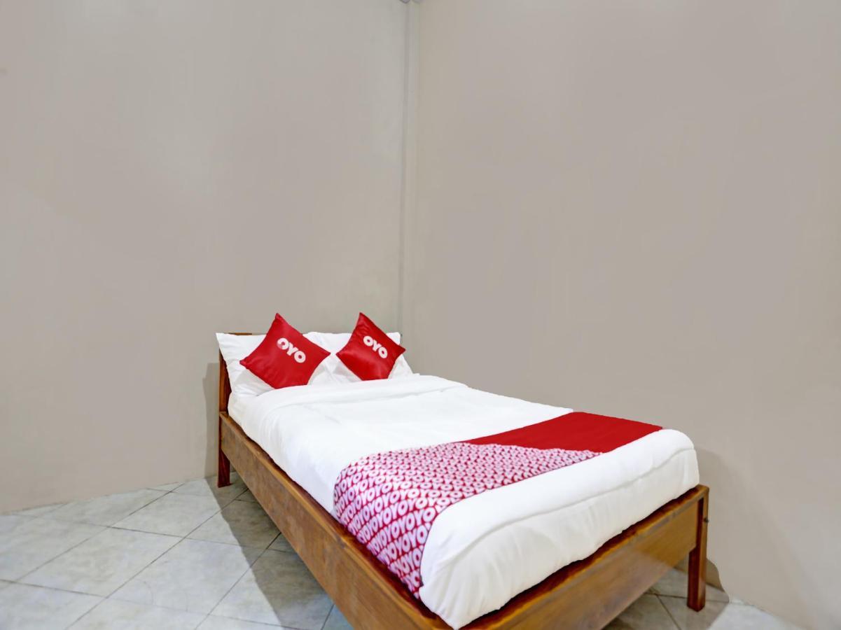 Oyo 91261 Cita Suraya Homestay Banyuwangi  Esterno foto