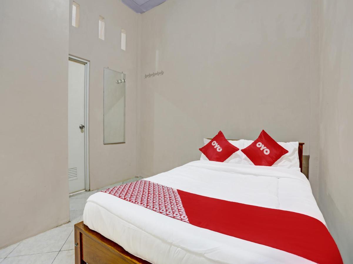 Oyo 91261 Cita Suraya Homestay Banyuwangi  Esterno foto